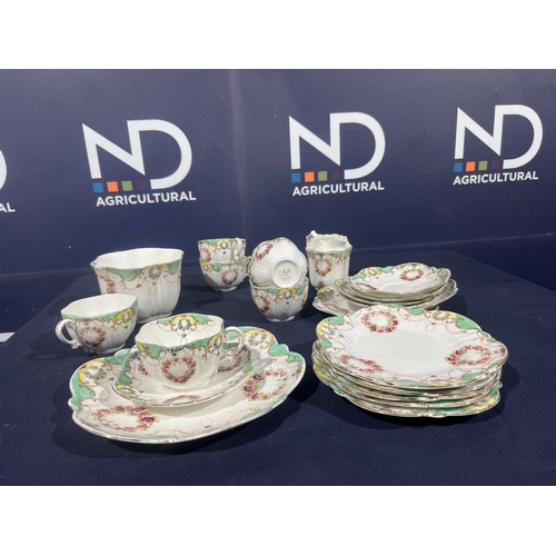 83 - VICTORIAN PART TEA SERVICE