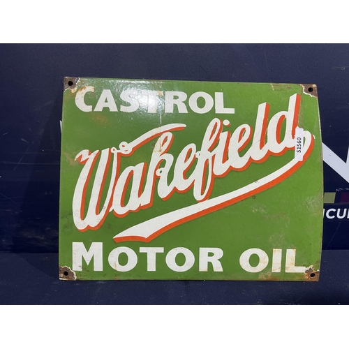 31 - ENAMEL CASTROL MOTOR OIL SIGN