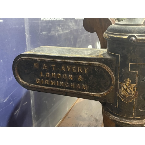 60 - 19TH CENTURY VICTORIAN JOCKEY SCALES BY AVERY