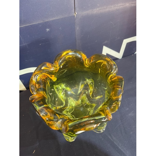 19 - STUDIO ART GLASS VASE