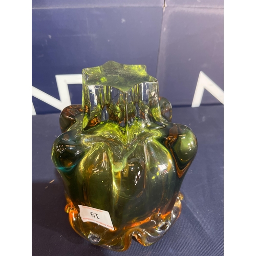 19 - STUDIO ART GLASS VASE