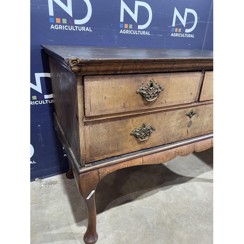 26 - VICTORIAN VANEERED SIDE TABLE