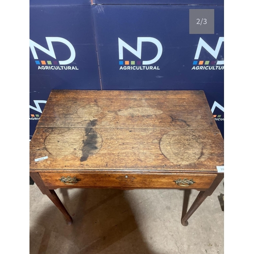 277 - VICTORIAN SIDE TABLE