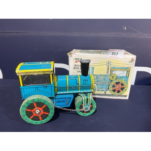 357 - KOVAP TIN TOY TRAIN