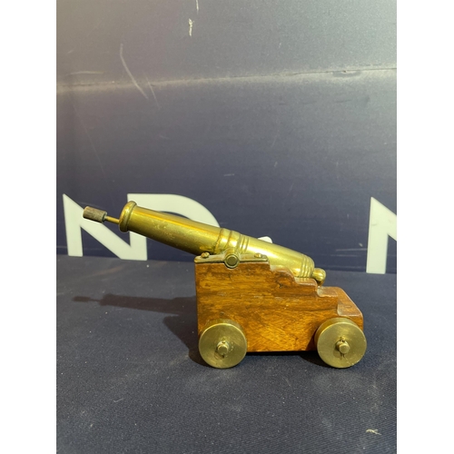 486 - BRASS DESK CANNON