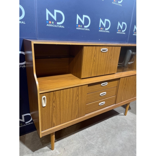 613 - SIDEBOARD