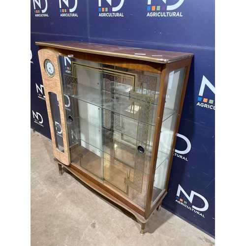 654 - GLASS FRONTED CABINET