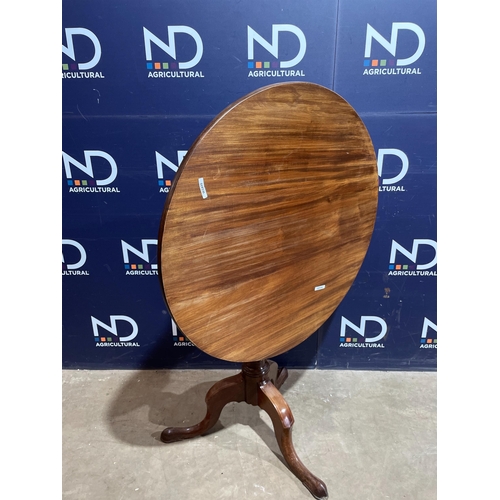 48A - TILT TOP OCCASSIONAL TRI POD TABLE