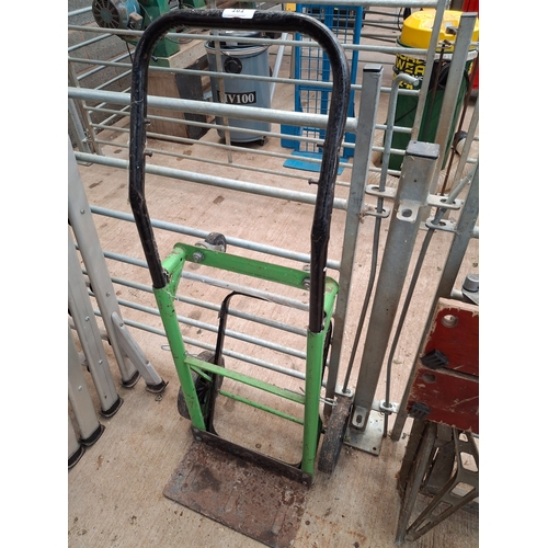 161 - SACKTRUCK AND WORK BENCH