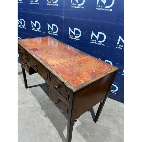 280 - EDWARDIAN MAHOGANY KNEEHOLE DESK