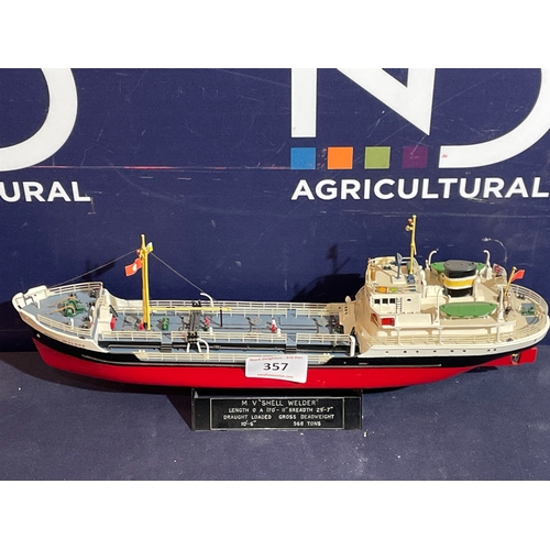 MV SHELL WIELDER MODEL BOAT