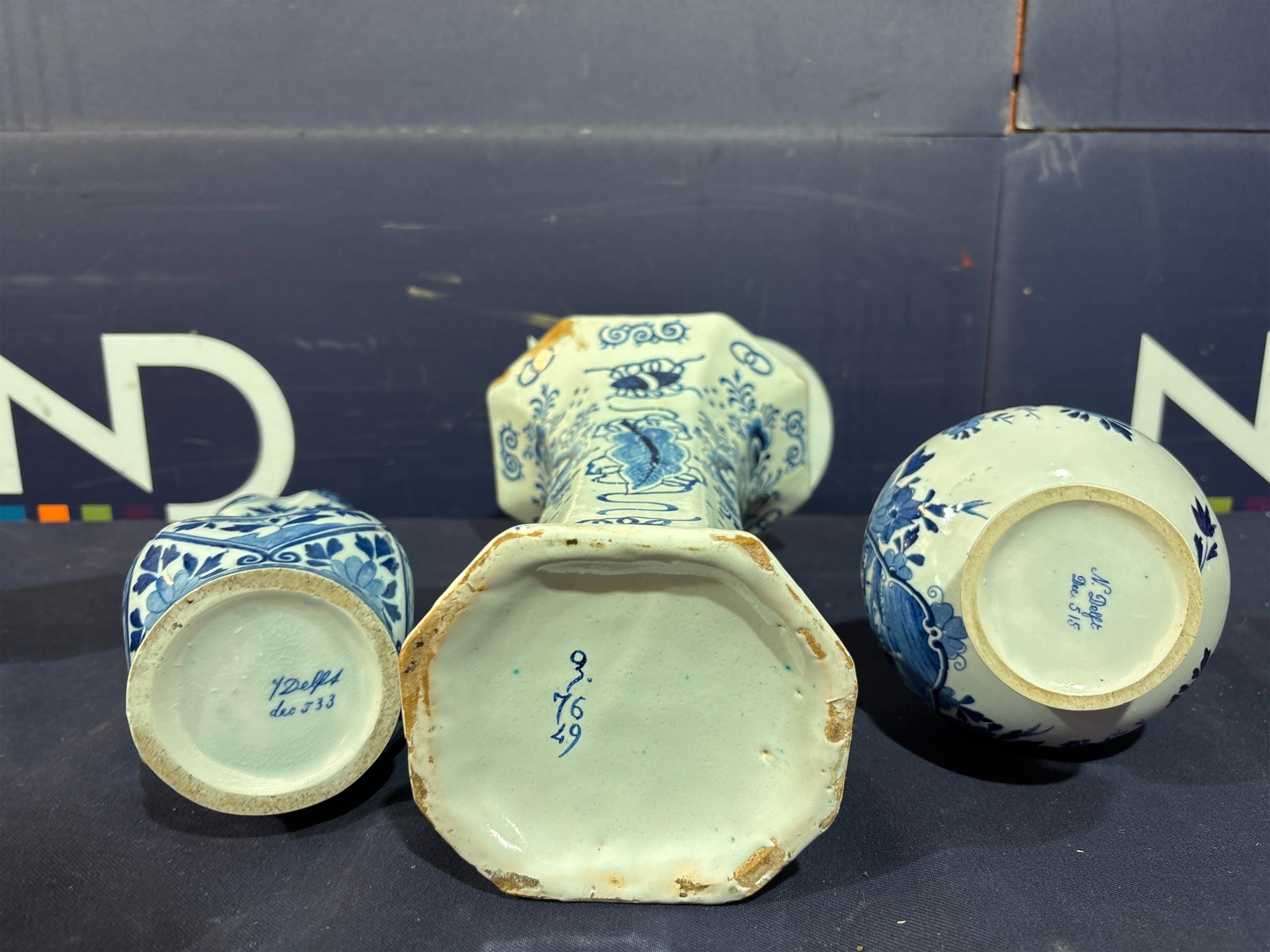 EARLY BLUE & WHITE DELPH