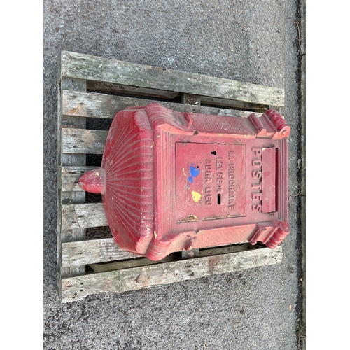 47 - LARGE CAST IRON POSTBOX