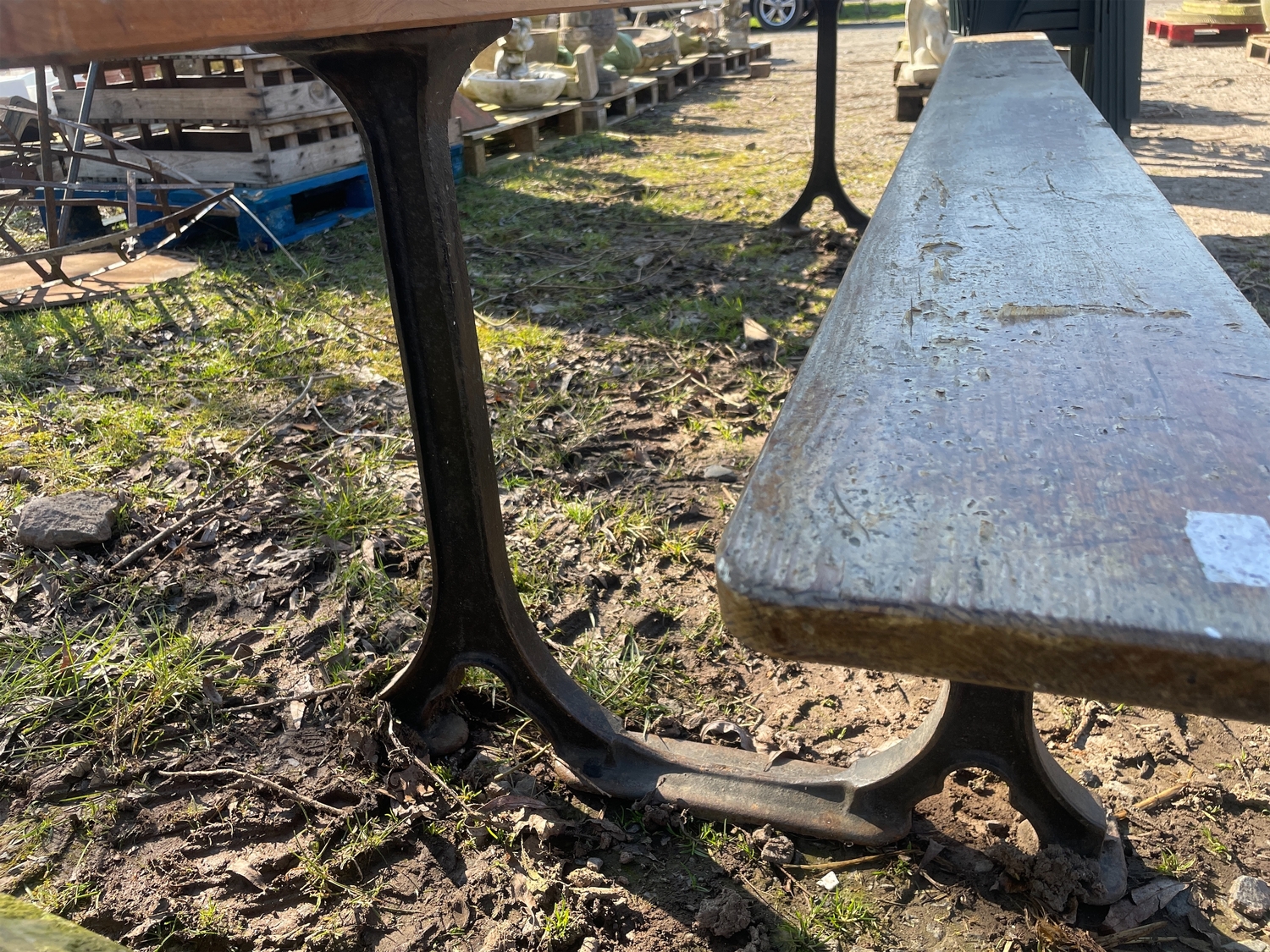 LARGE METAMORPHIC BENCH