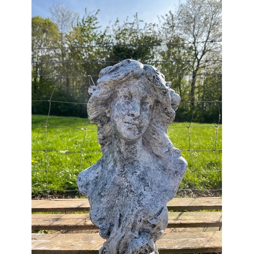 20 - GARDEN BUST