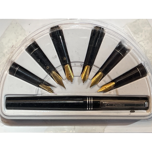 236 - FOUNTAIN PEN WITH GOLD NIBS