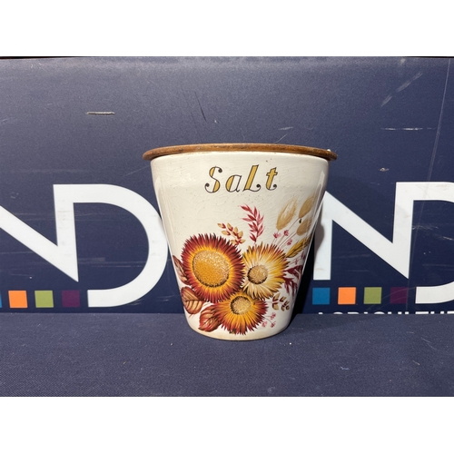 236A - KITCHENALIA SALT WALL POCKET
