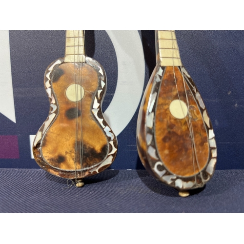 237A - TORTOISE SHELL UKELE AND BANJO