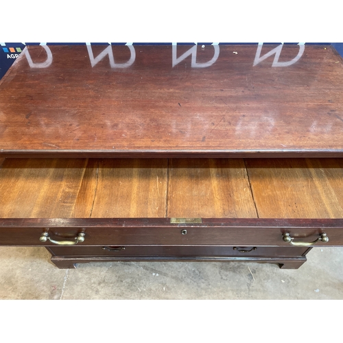 250 - MAHOGANY CHEST OF DRAWERS