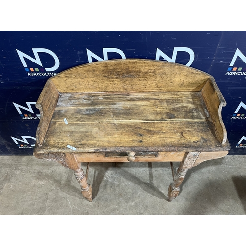 261 - PINE WASHSTAND