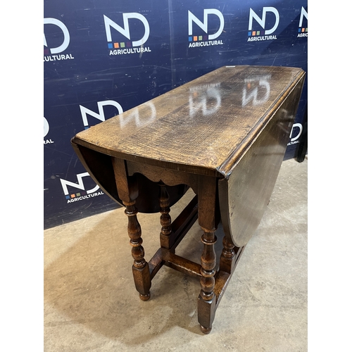 268 - DROP LEAF TABLE