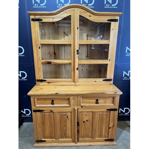 270 - DISPLAY CABINET