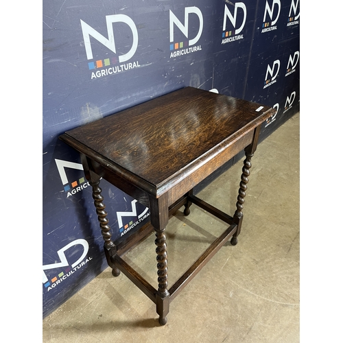 275 - SIDE TABLE BARLEY TWIST LEGS
