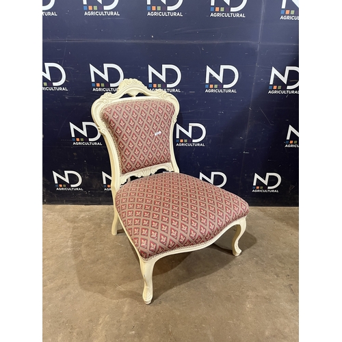 418 - BEDROOM CHAIR