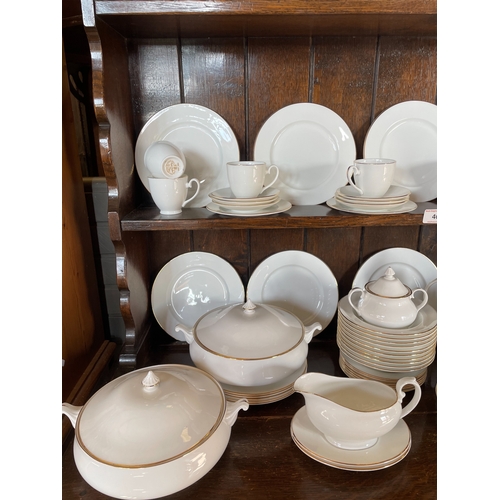 46 - ROYAL GRAFTON DINNER SET