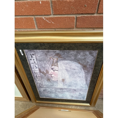 711 - PICTURES