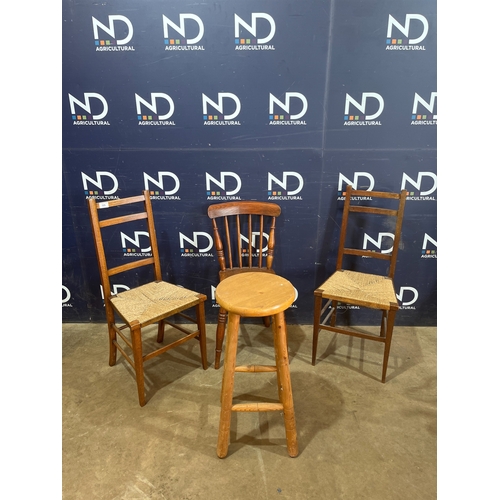 725 - FURNITURE