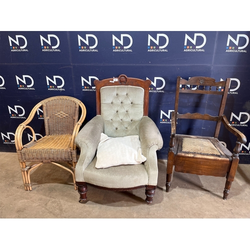 739 - CHAIRS