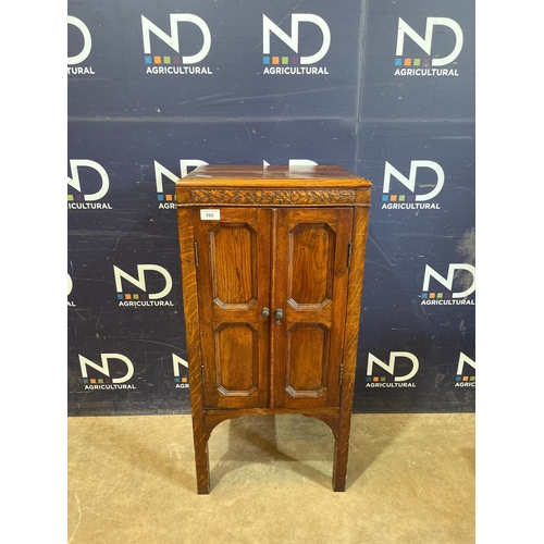Lot 765       