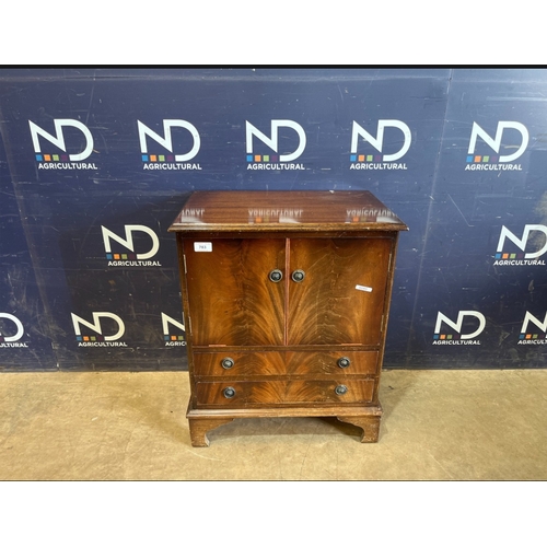 Lot 789       
