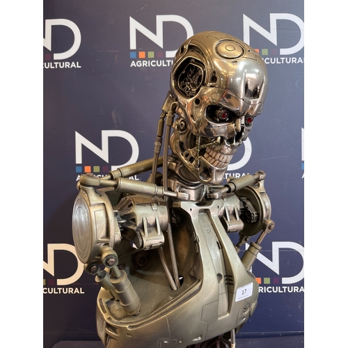 17 - T2 TERMINATOR PROP