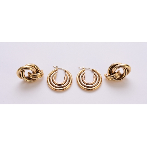 113 - A pair of 18ct tri-coloured gold hoop earrings, with post fittings, weight approx 10.3g, together wi... 