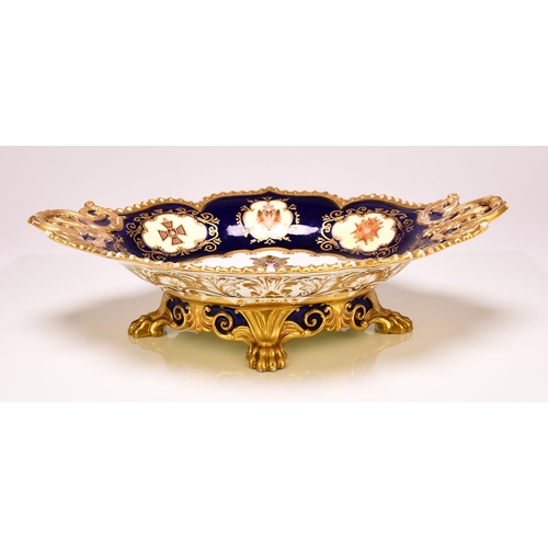 190 - An important Coalport dessert centre dish, from the Nicholas I Service, circa 1845 made by command o... 