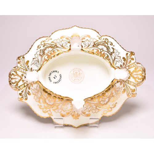 190 - An important Coalport dessert centre dish, from the Nicholas I Service, circa 1845 made by command o... 