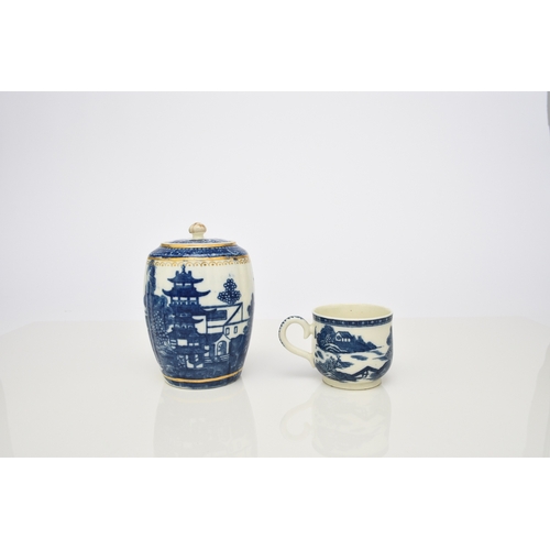 134 - A Caughley 'Pagoda' tea canister and cover, circa 1780-85, transfer-printed in underglaze blue, prin... 