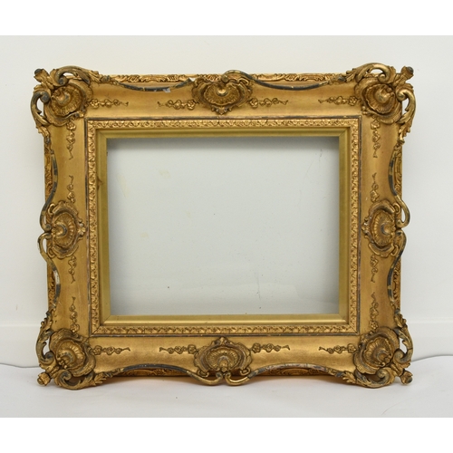 69 - A Pair of Early 20th Century Picture Frames, measuring inside 36 x 46 cm, outside 58 x 68 cm