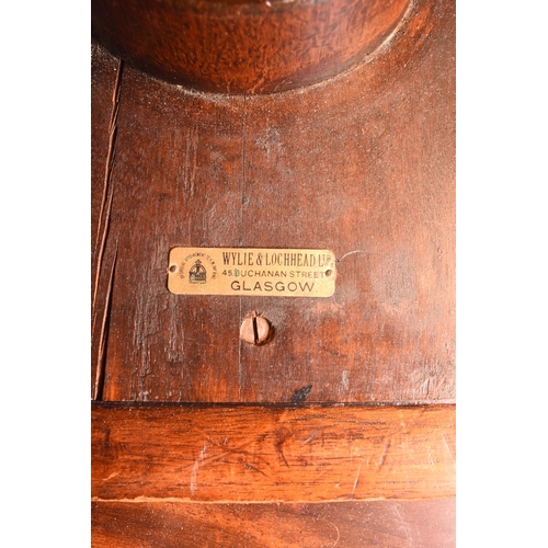 192 - A William IV mahogany tilt-top breakfast table The rectangular top with reeded edge, raised on a bal... 