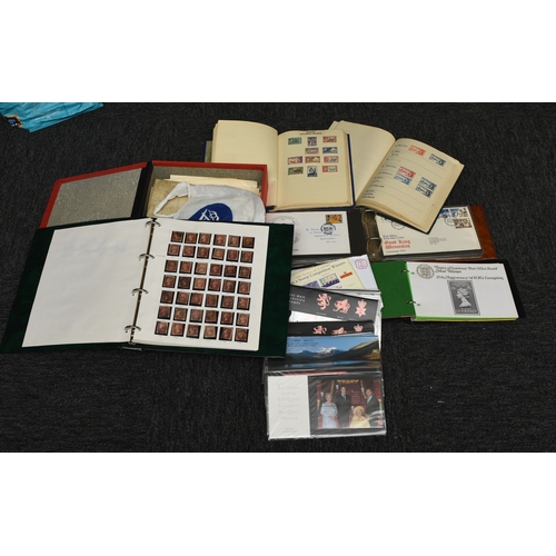 164 - Large accumulation of stamps. GB collection in six albums; includes 1x 1d Black, 3 x 1841 2d Blues, ... 