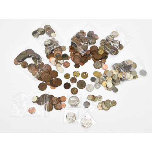 262 - A collection of UK and foreign Silver, Cupro-nickel and Copper and Bronze coinage, to include a Geor... 