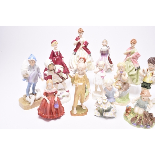 139 - A group of sixteen Royal Worcester figures, including Freda Doughty models, comprising 'February', A... 