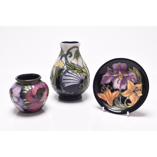 186 - Three pieces of contemporary Moorcroft pottery, comprising a 'Rough Hawskbeard' vase, 14cm high; an ... 