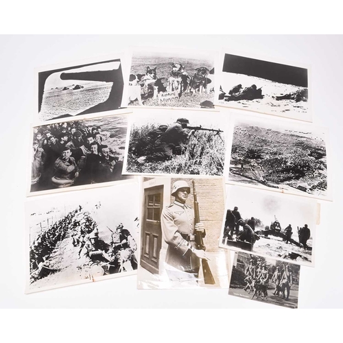 40 - PRESS PHOTOGRAPHY. German Military subjects, predominantly Second World War but some circa 1935 onwa... 