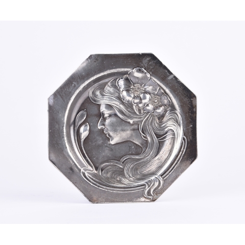 226 - An assembled group of Art Nouveau style pewter Including: A pair of octagonal dishes cast with maide... 