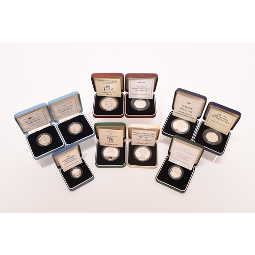 142 - UK commemorative coinage comprising fifteen boxes silver proof 50p - £1 - £2 and crown with certific... 