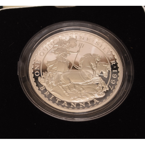 149 - A large collection of UK and French commemorative coinage comprising silver proof crowns, two pounds... 