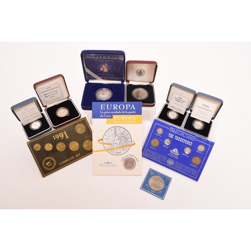 149 - A large collection of UK and French commemorative coinage comprising silver proof crowns, two pounds... 